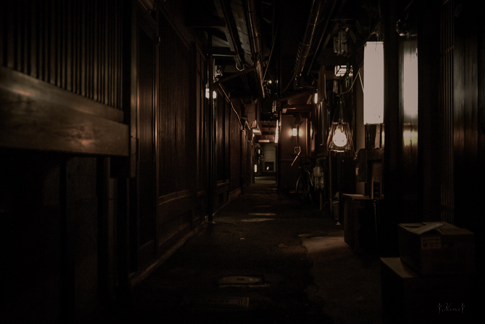 路地裏