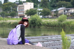 犀川のほとりで