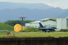 Ｆ-2戦闘機 ドラッグシュート