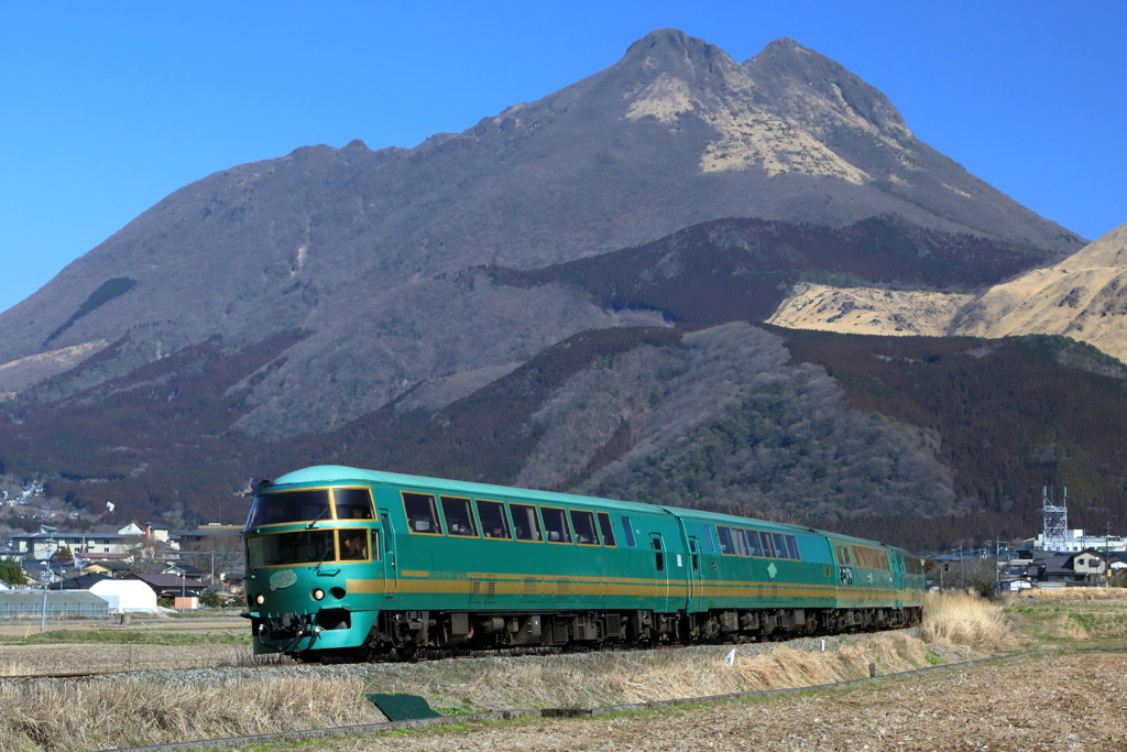 由布岳