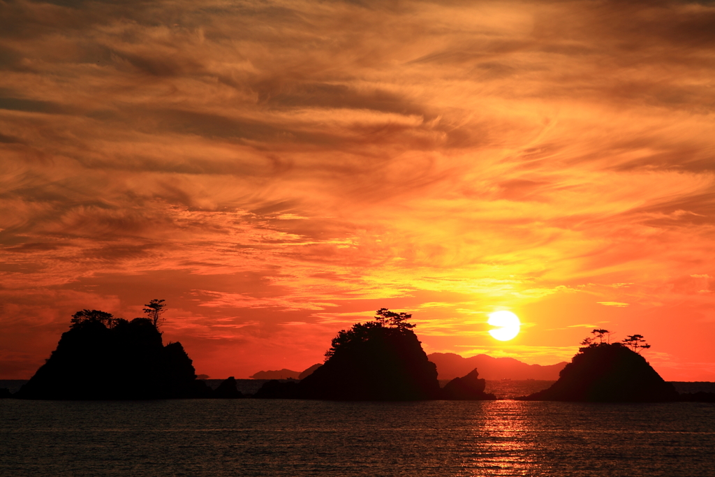 ♪夕焼け雲に誘われて～～♪
