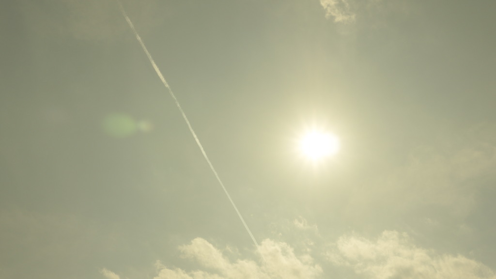 飛行機雲と...