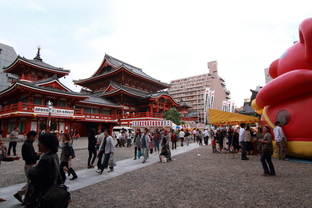 名古屋大須観音、祭りの風景