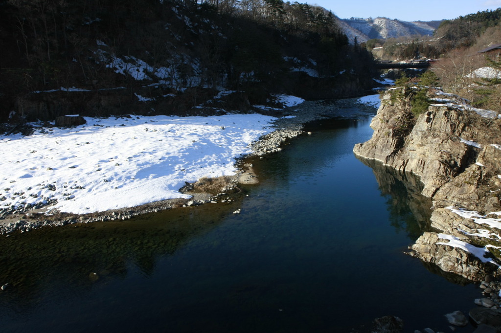 冬の川