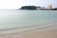 透きとおる海