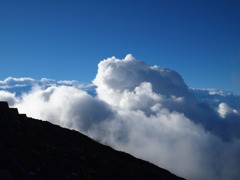 あの雲の先には･･･