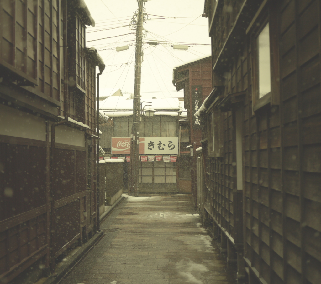 路地裏