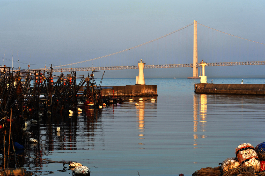 明石海峡を望む