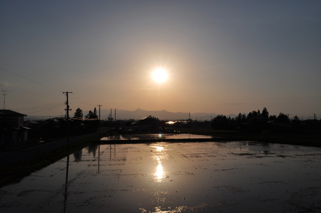 大地の鏡