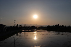 大地の鏡