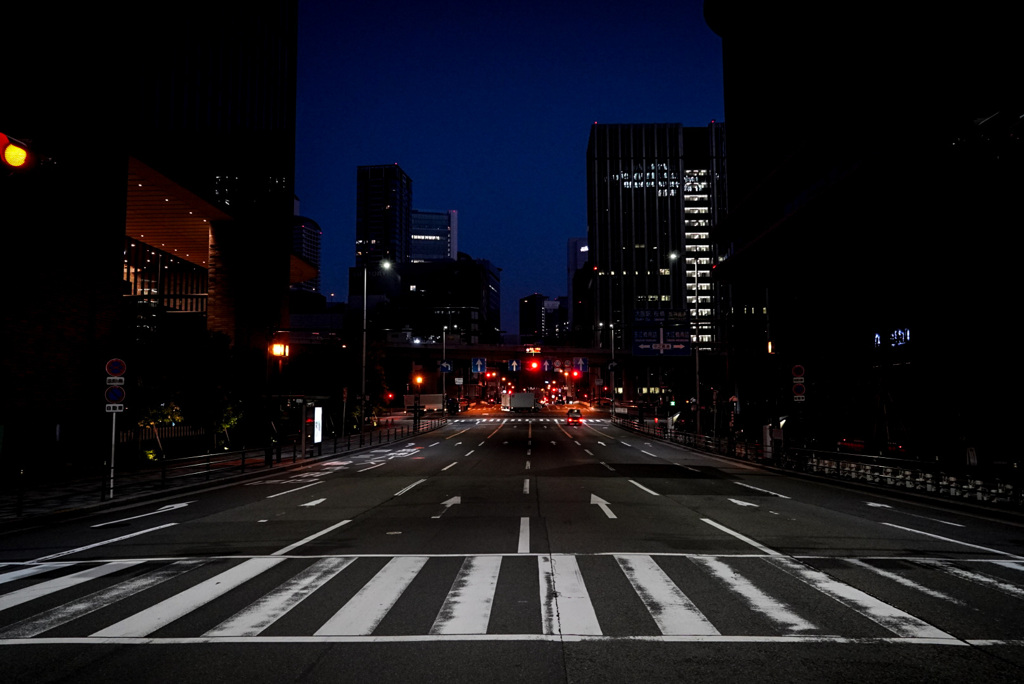 夜明けの大阪肥後橋1