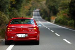 真っ直ぐな道
