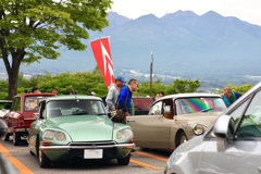 八ヶ岳とシトロエン