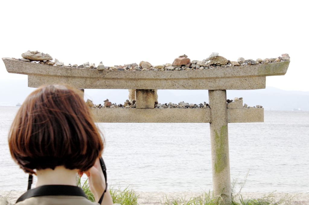 海とあなたと鳥居