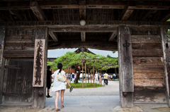 中尊寺　本堂山門