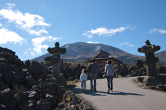 鬼押出しから浅間山