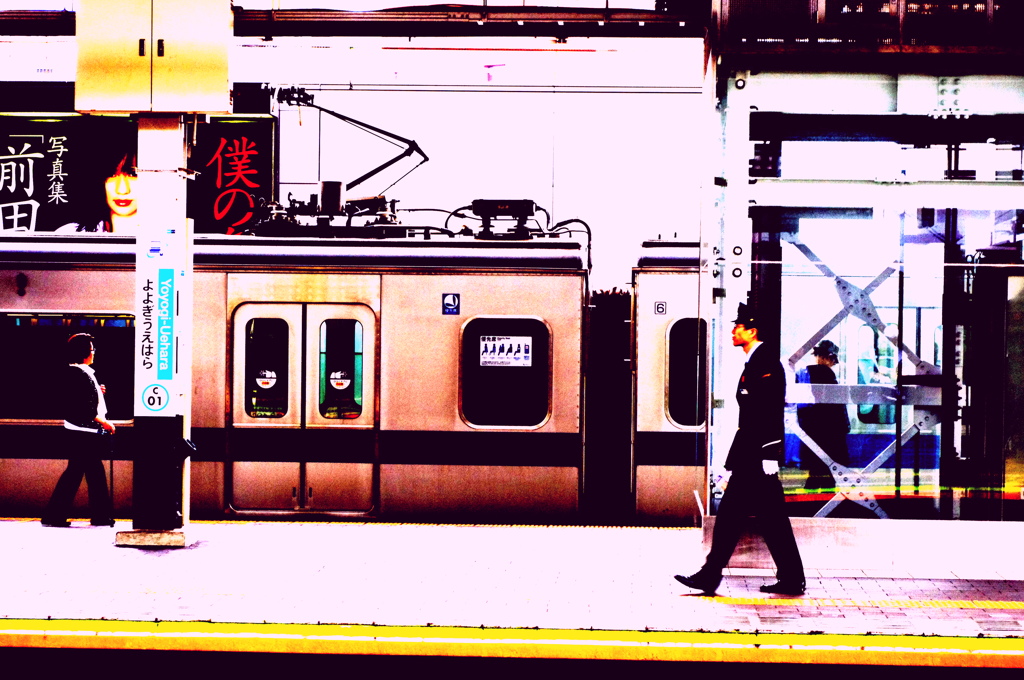 流れる。　流れる流れる。