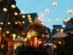 雨の中華街