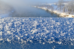 「欄干のフロストフラワー」