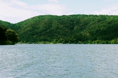 初秋の余呉湖
