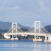 朝日を浴びる大鳴門橋