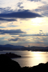 夕暮れせまる鳴門海峡