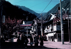 60年前の宇奈月温泉駅駅前