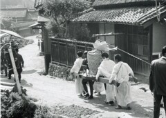 葬儀の行列2
