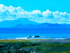 太平洋・絵鞆半島越しの北海道駒ヶ岳