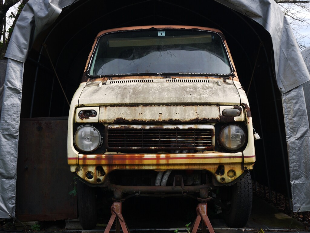 LIFE STEP-VAN②