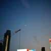 渋谷に昇る月