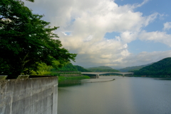 ダム湖