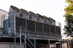 休日の工業団地2