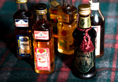 ミニチュアボトル