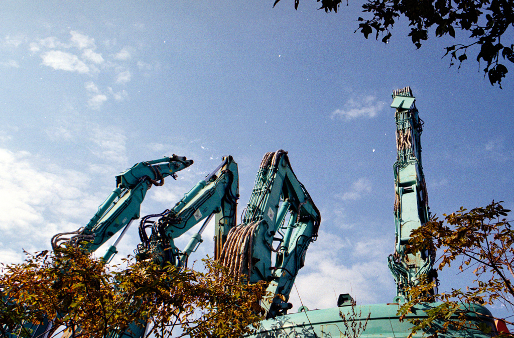 一家に一台パワーショベル