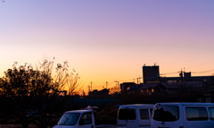 仕事が終わって日が暮れて