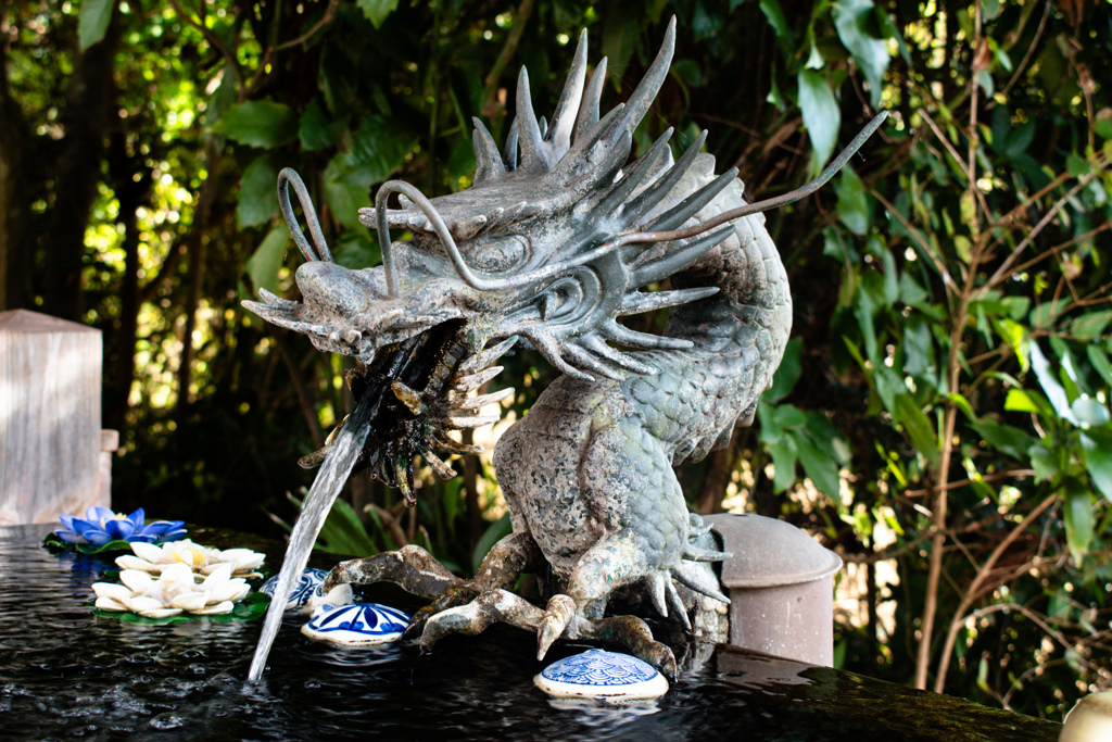 近所の神社にて