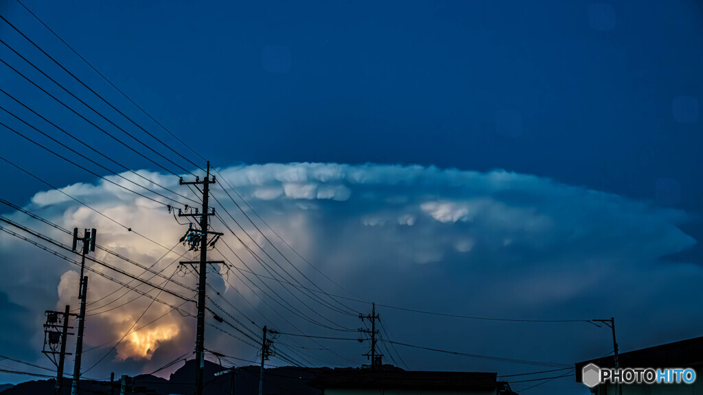 PM7:45東の空
