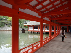 厳島神社　神殿内2