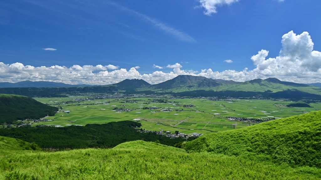 阿蘇カルデラ