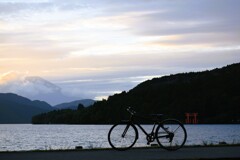 薄明に漕ぎ出す