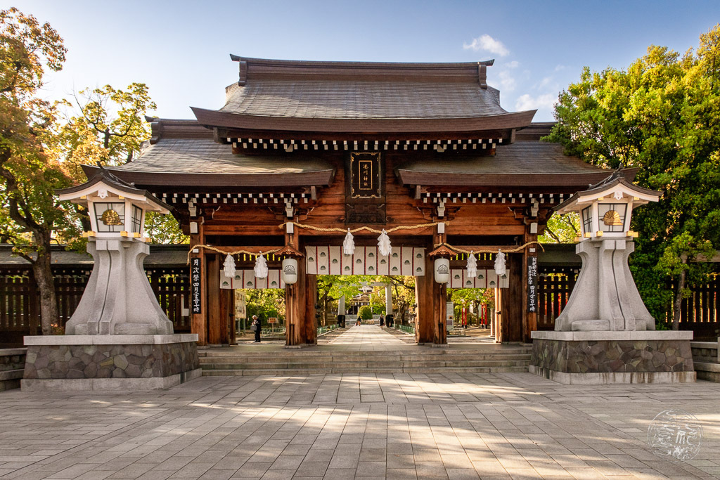 聖なる場所への道