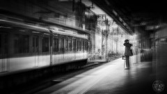 私の電車は明らかに速い