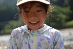 娘と川