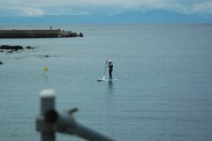 海で