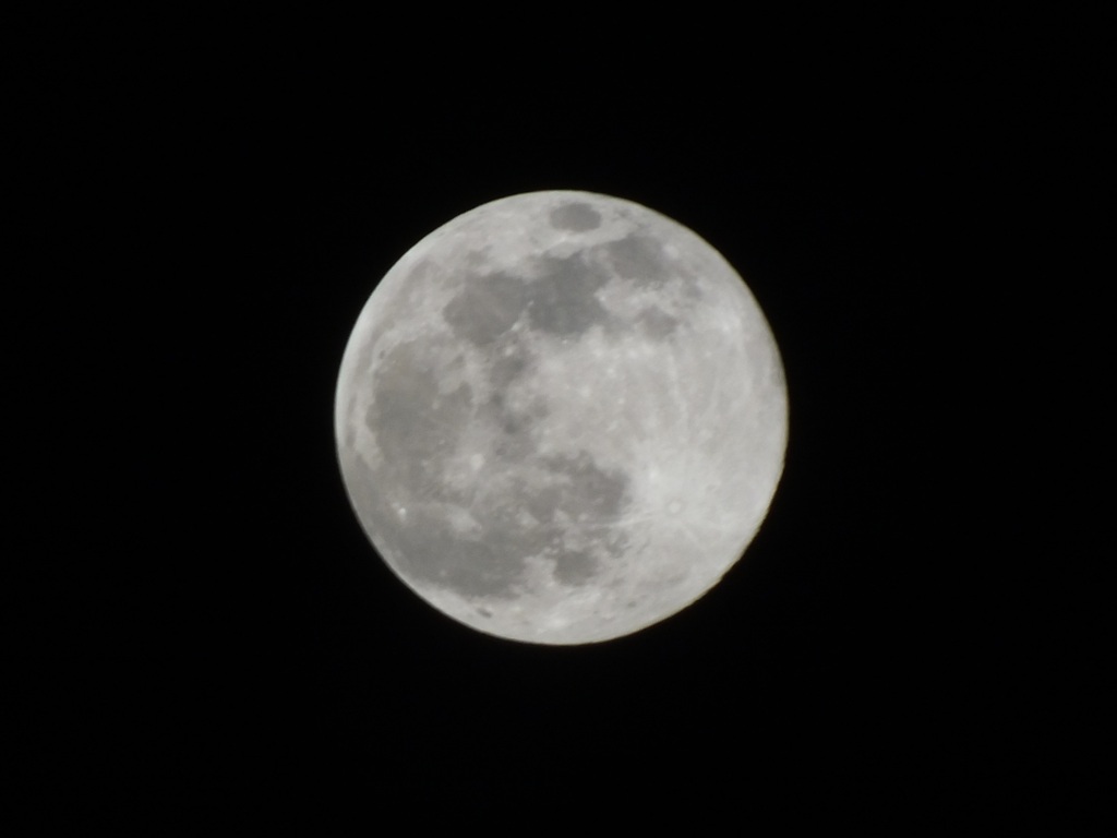 スーパームーン