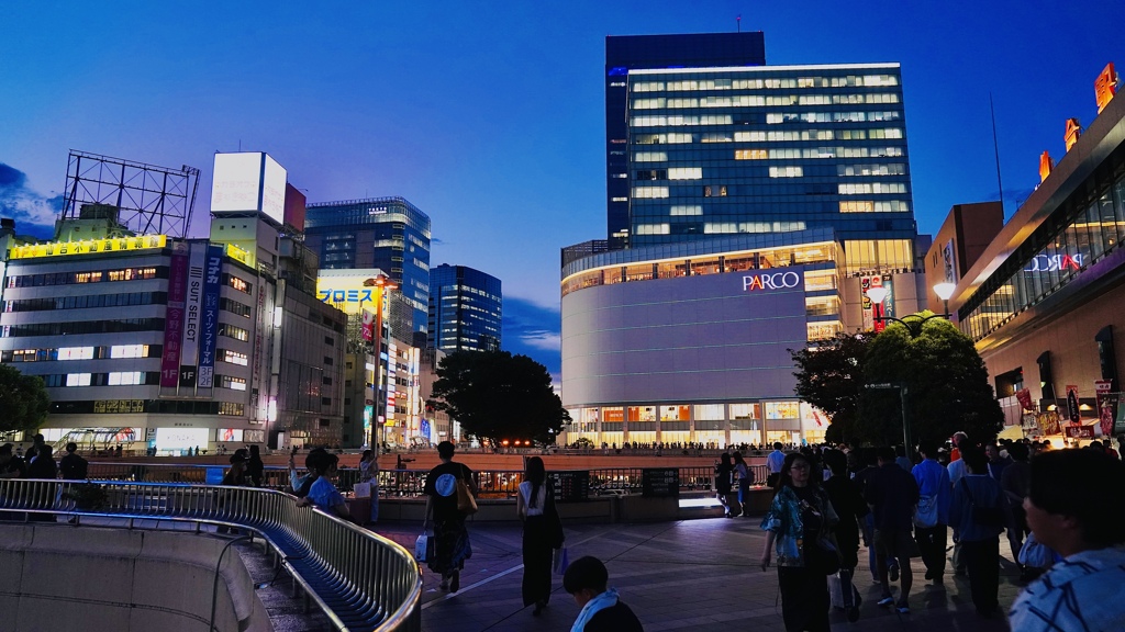 仙台七夕祭りへ向かう ①