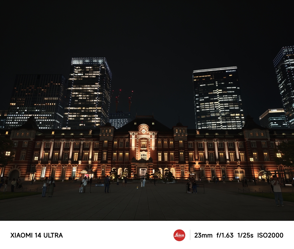 夜の東京駅