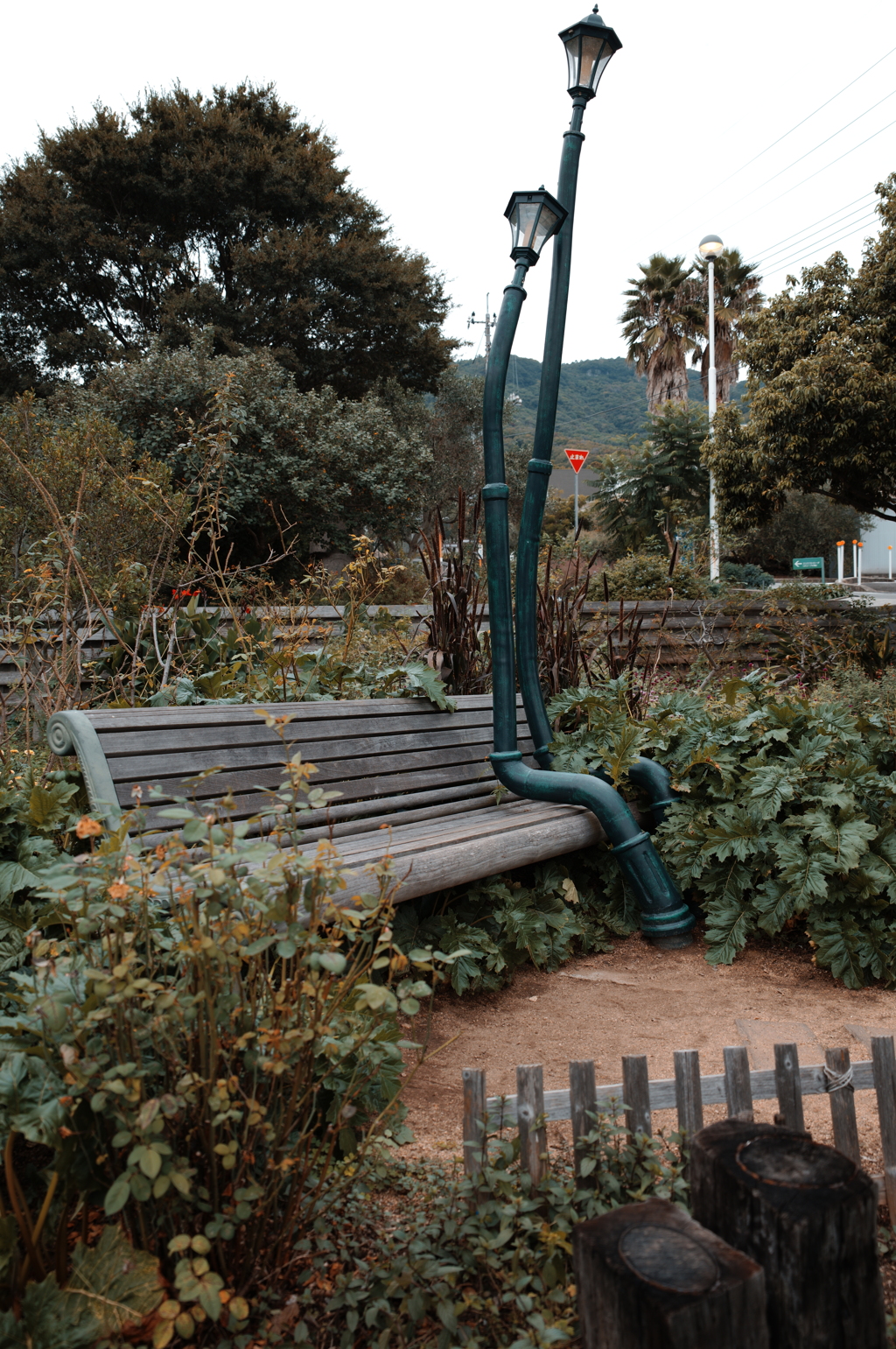 意図的ではありますが