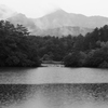 雨の日の毘沙門沼